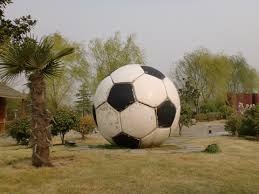 扎金花实战：如何应对那种“永远只打强牌”的枯燥对手？（扎金花对局指南：如何破解只出强牌的保守型对手？）